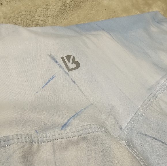 Buff Bunny Motion Legging in Frost Bite Size Large - Picture 7 of 8